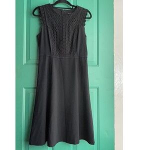 Ann Taylor size 6 stunning black dress